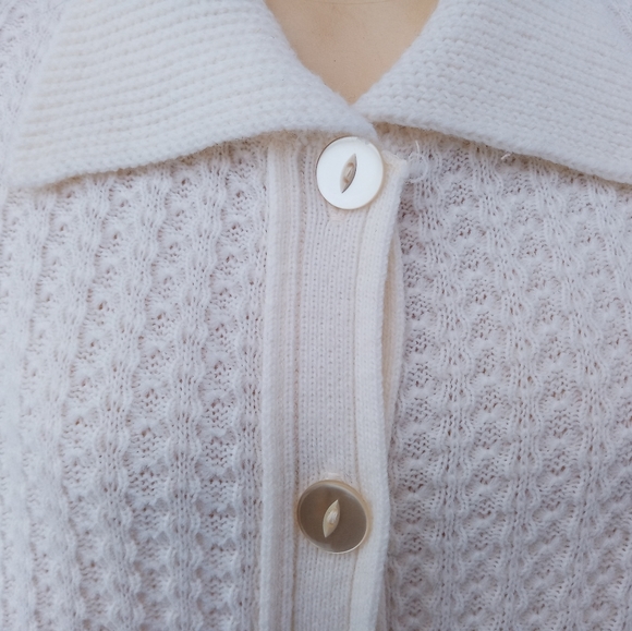 Vintage Cream White Miss Jolie of London Knitwear Knitted Fringed Sweater Cape - Picture 5 of 6